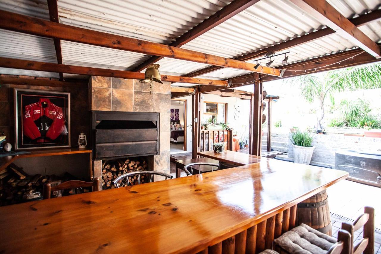 Flametree Guesthouse スウェレンダム エクステリア 写真