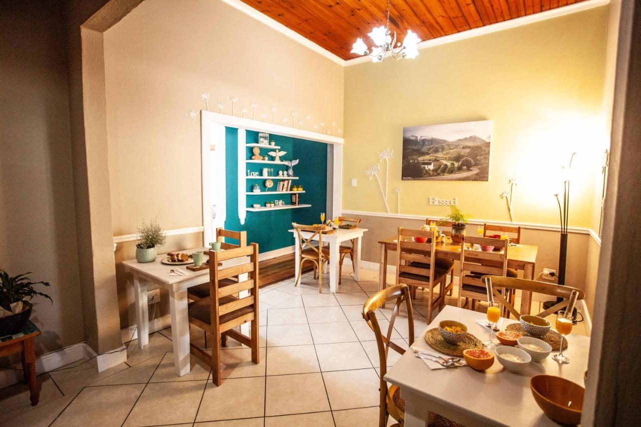 Flametree Guesthouse スウェレンダム エクステリア 写真