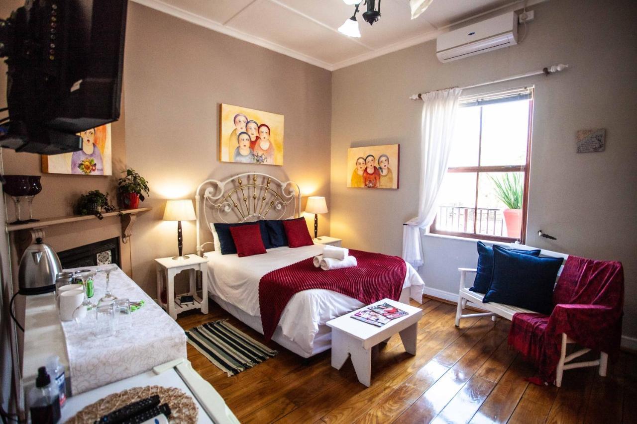 Flametree Guesthouse スウェレンダム 部屋 写真