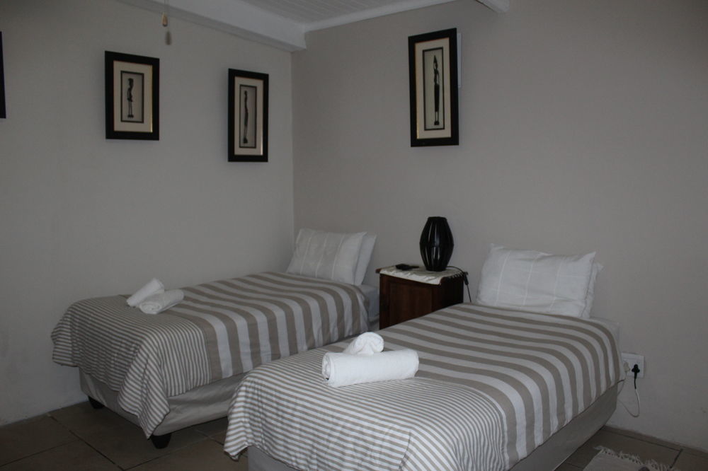 Flametree Guesthouse スウェレンダム エクステリア 写真