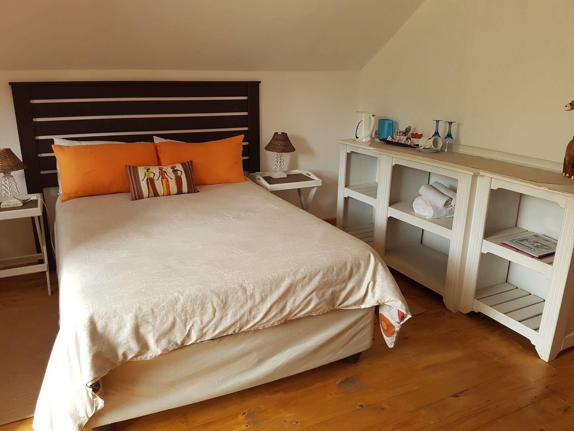 Flametree Guesthouse スウェレンダム エクステリア 写真