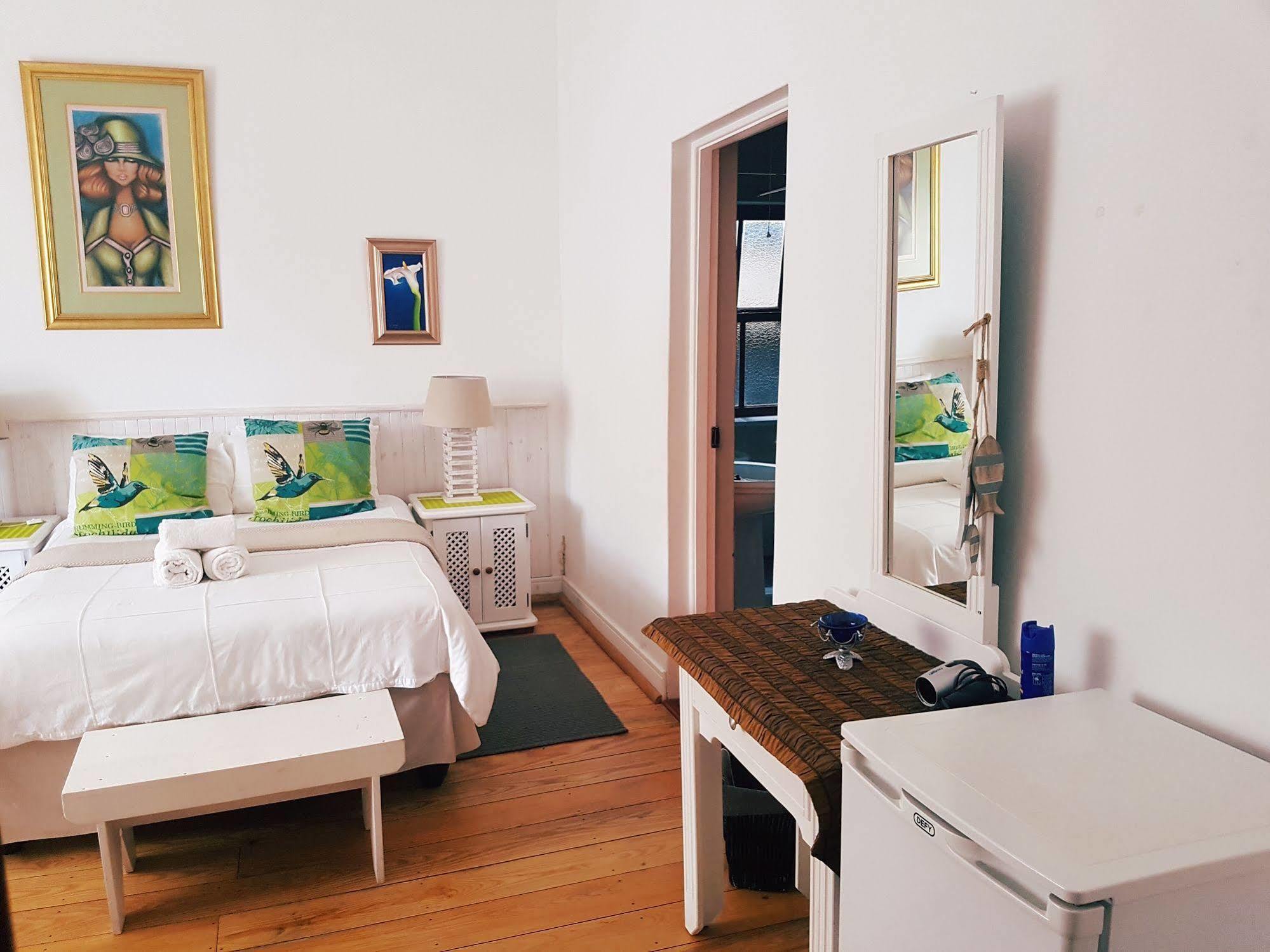 Flametree Guesthouse スウェレンダム エクステリア 写真